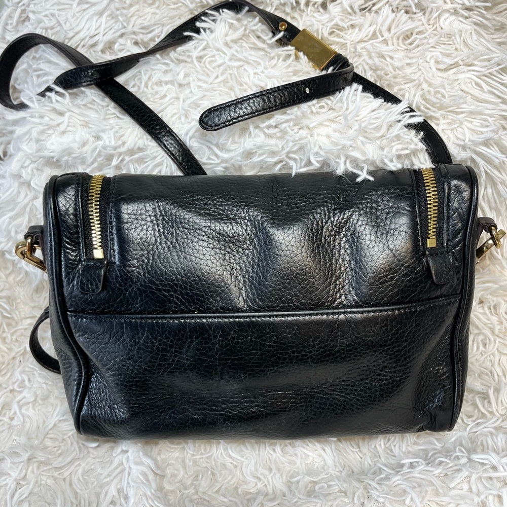 G.I.L.I. Halo Leather Crossbody - Picture 3 of 8